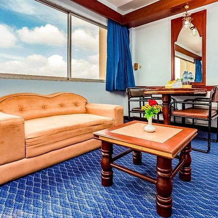 Oyo 441 Grand Thara Hotel Surat Thani Luaran gambar