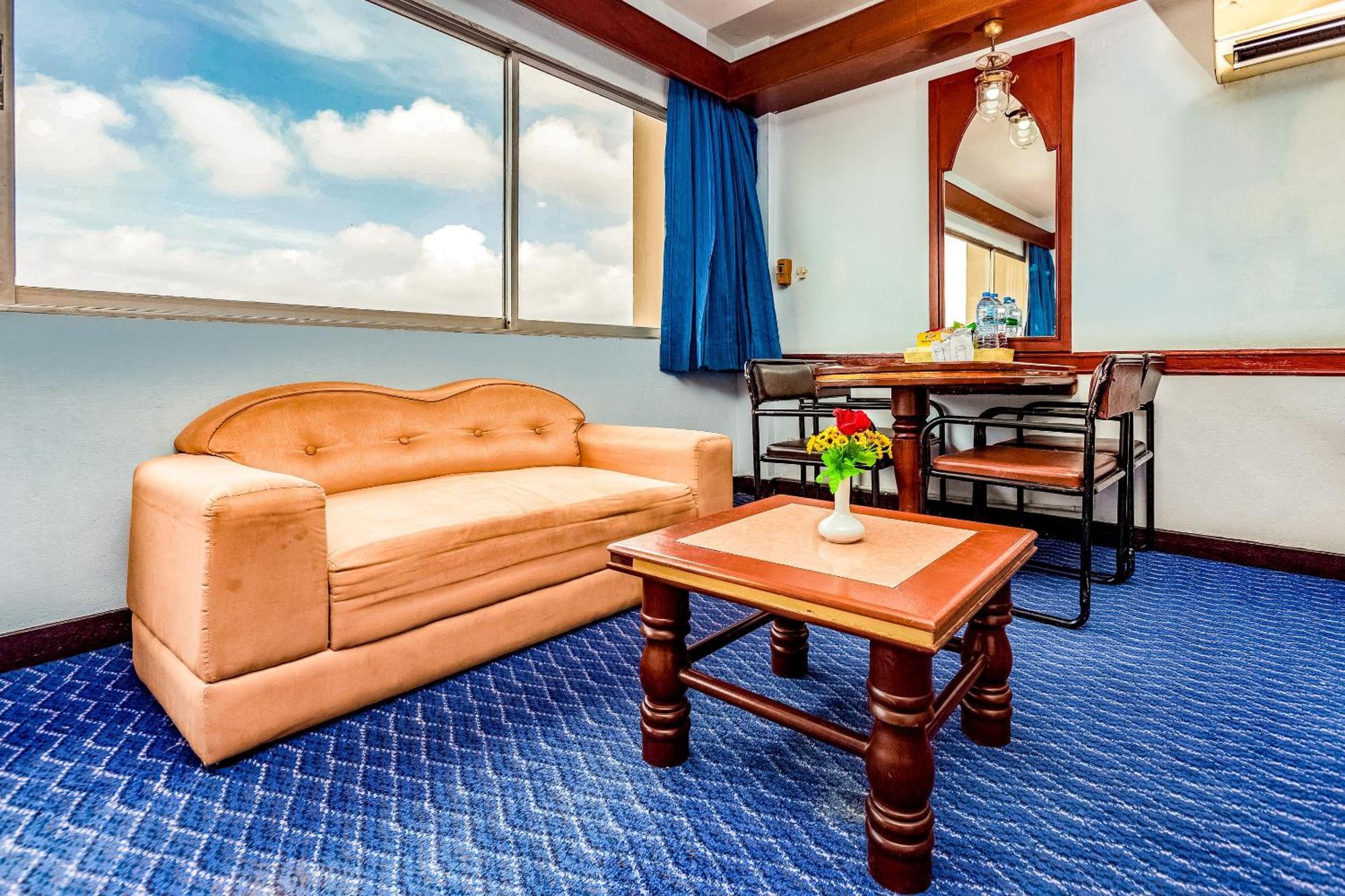 Oyo 441 Grand Thara Hotel Surat Thani Luaran gambar