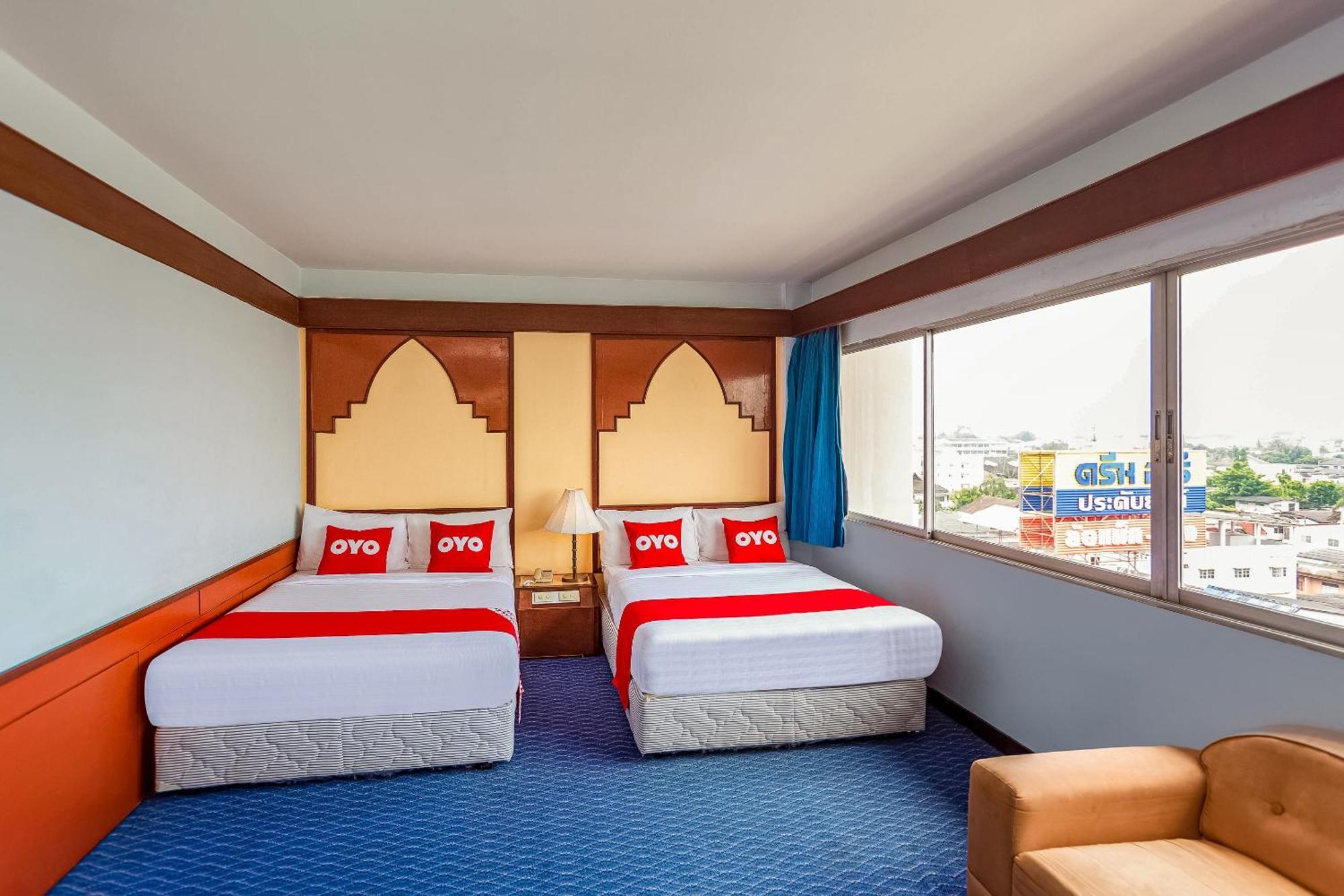 Oyo 441 Grand Thara Hotel Surat Thani Luaran gambar