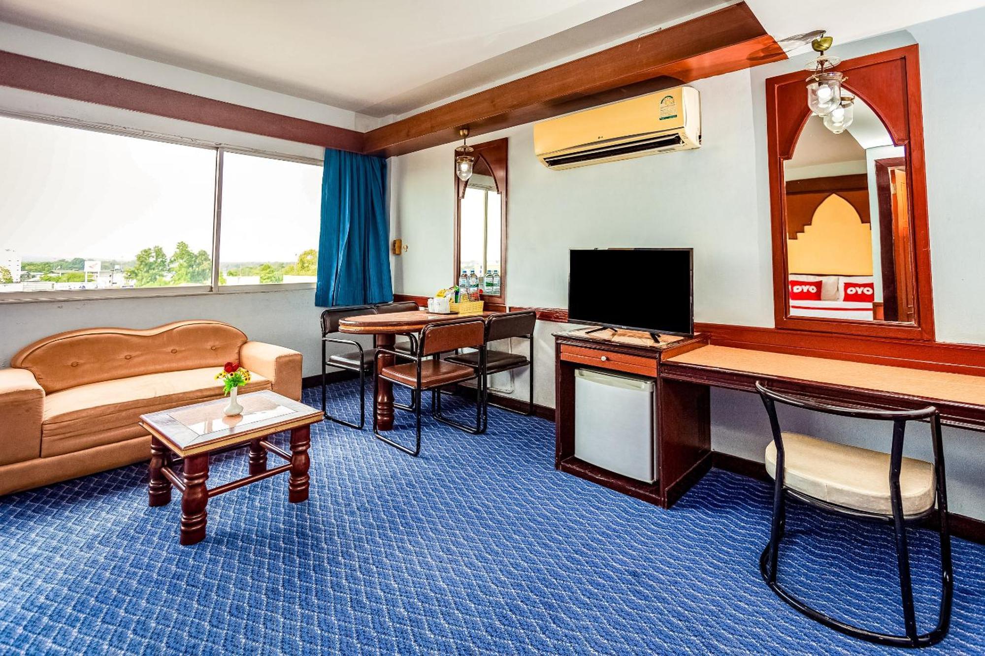 Oyo 441 Grand Thara Hotel Surat Thani Luaran gambar