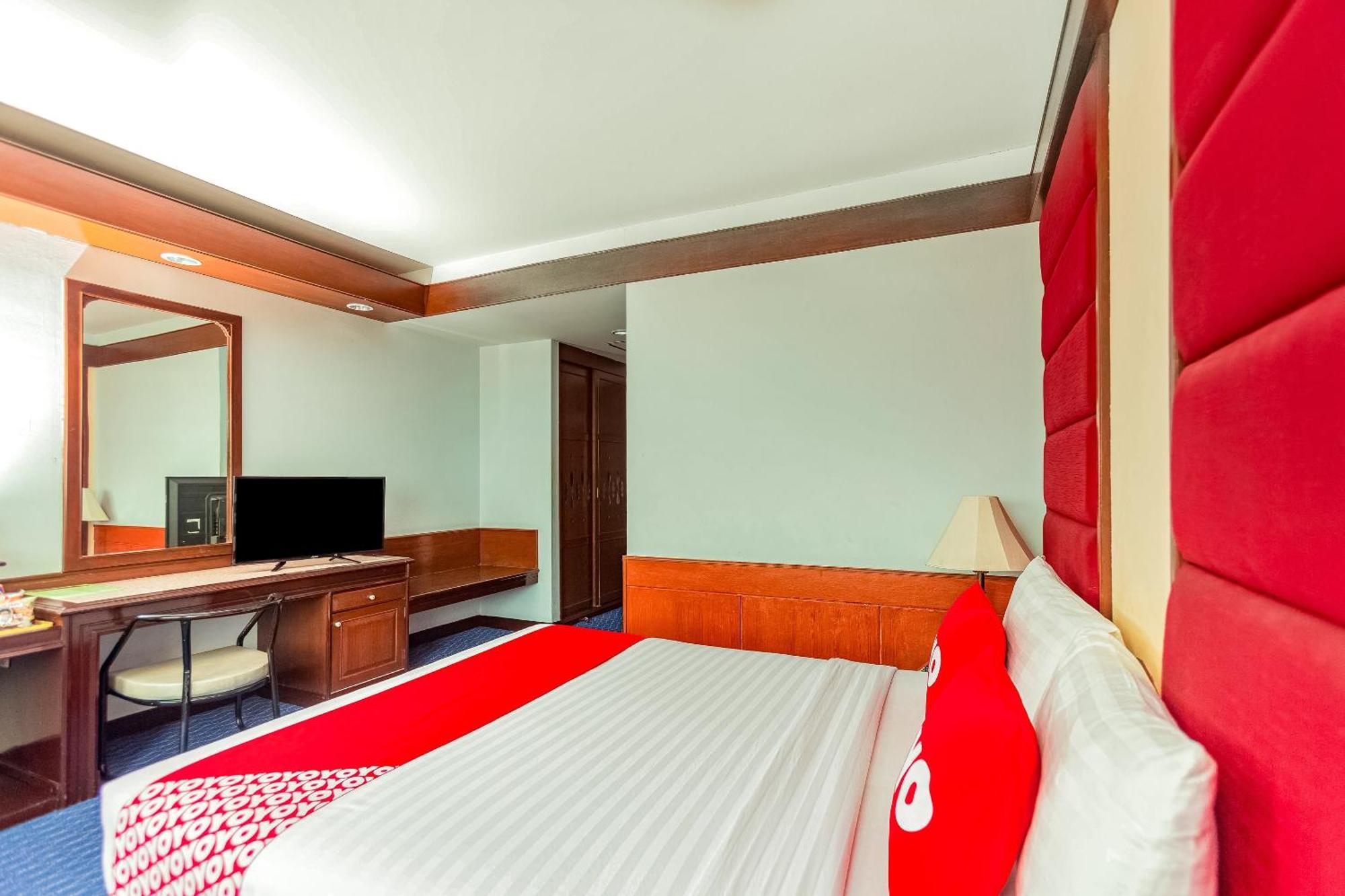 Oyo 441 Grand Thara Hotel Surat Thani Luaran gambar