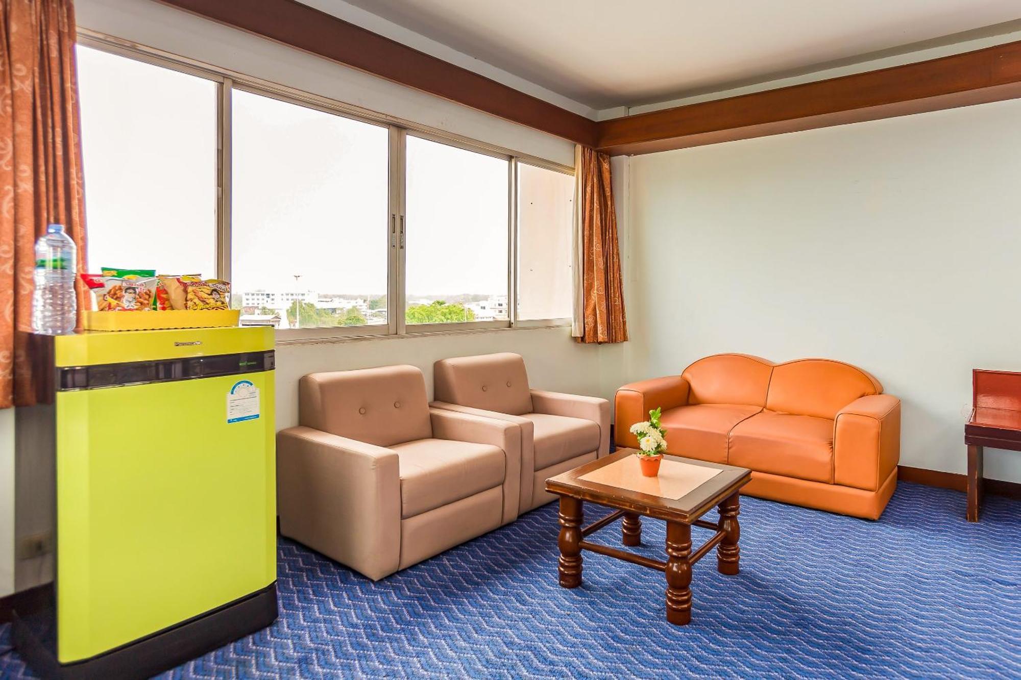 Oyo 441 Grand Thara Hotel Surat Thani Luaran gambar