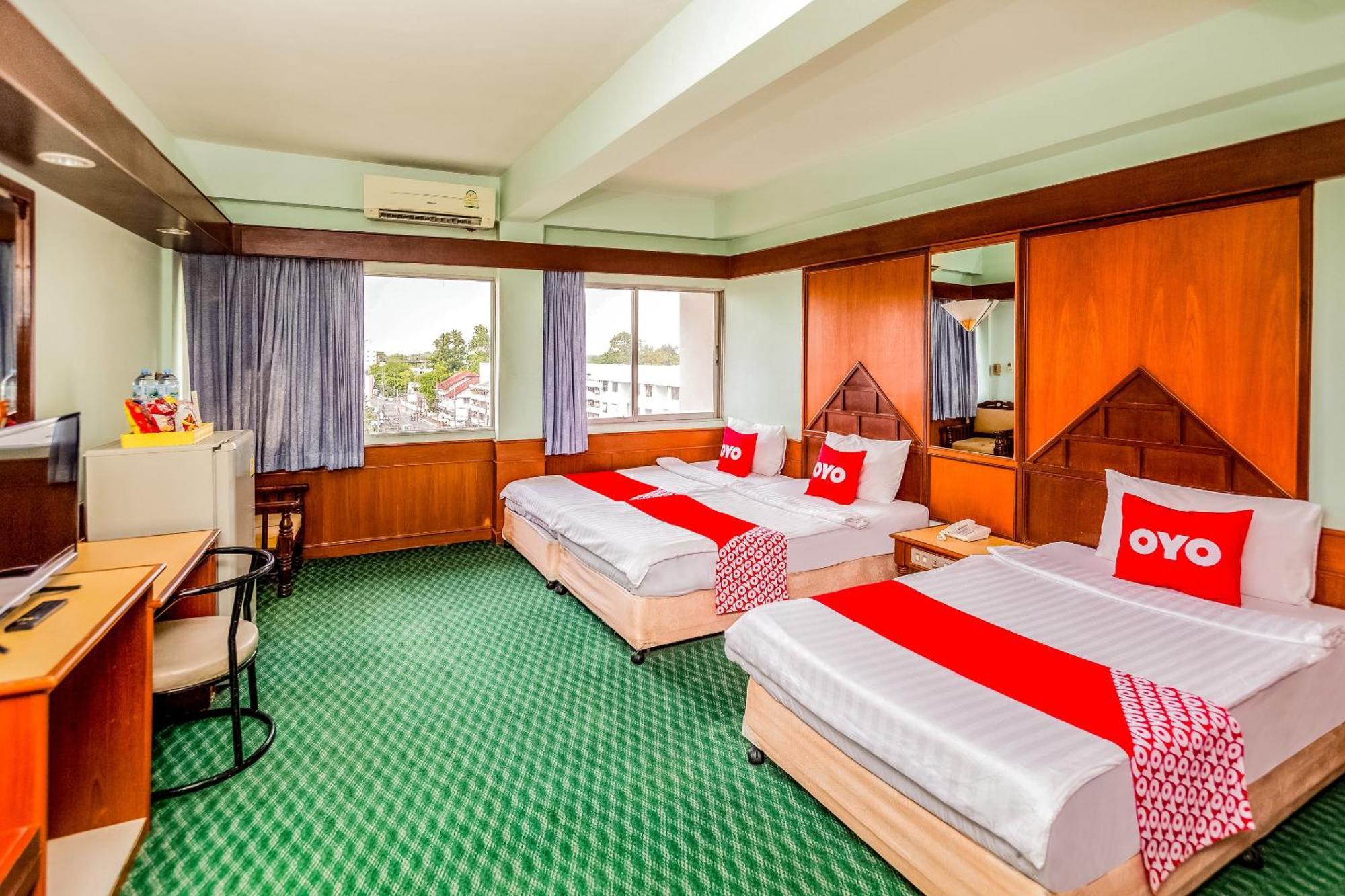 Oyo 441 Grand Thara Hotel Surat Thani Luaran gambar