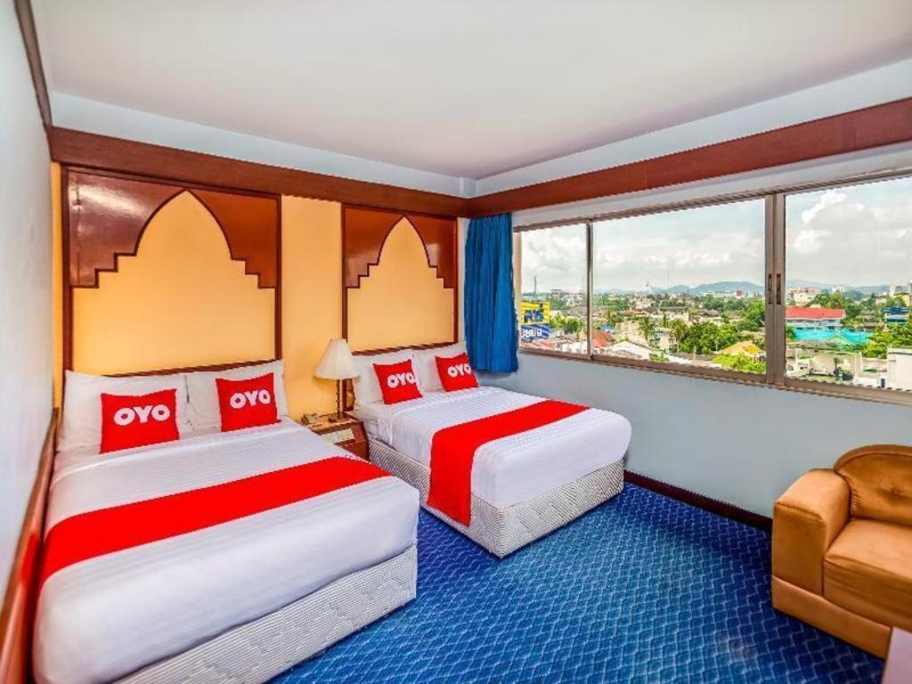 Oyo 441 Grand Thara Hotel Surat Thani Luaran gambar