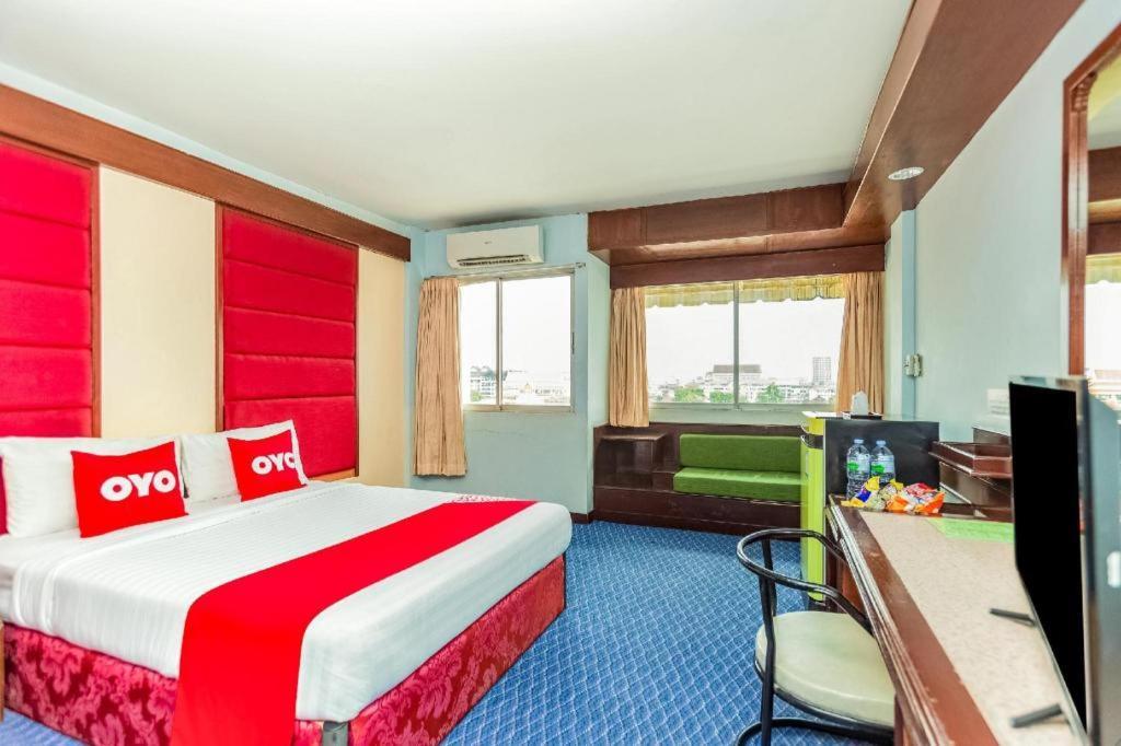 Oyo 441 Grand Thara Hotel Surat Thani Luaran gambar