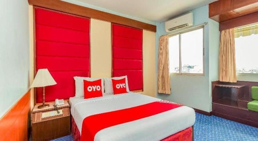 Oyo 441 Grand Thara Hotel Surat Thani Luaran gambar